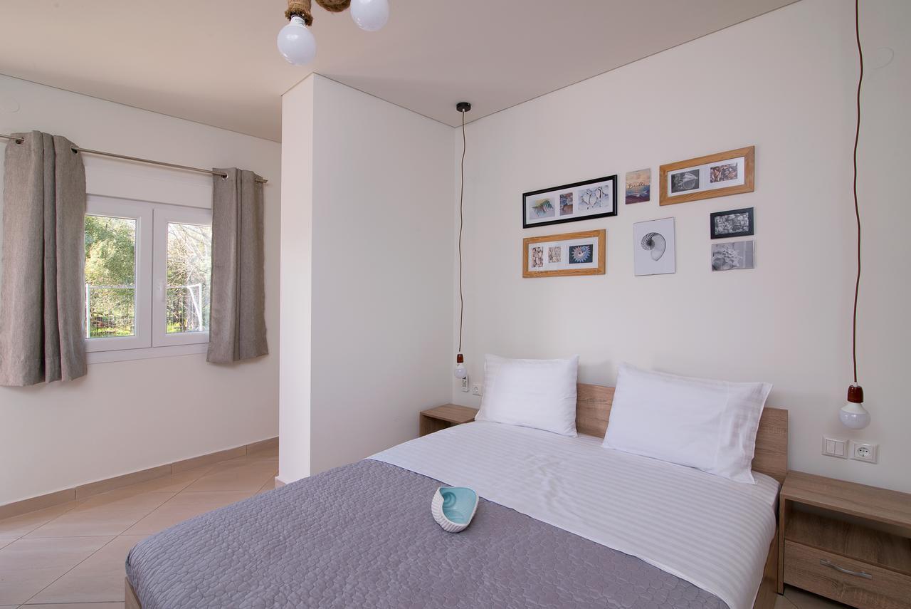 Olivento Beach Front Suites Потос Екстериор снимка