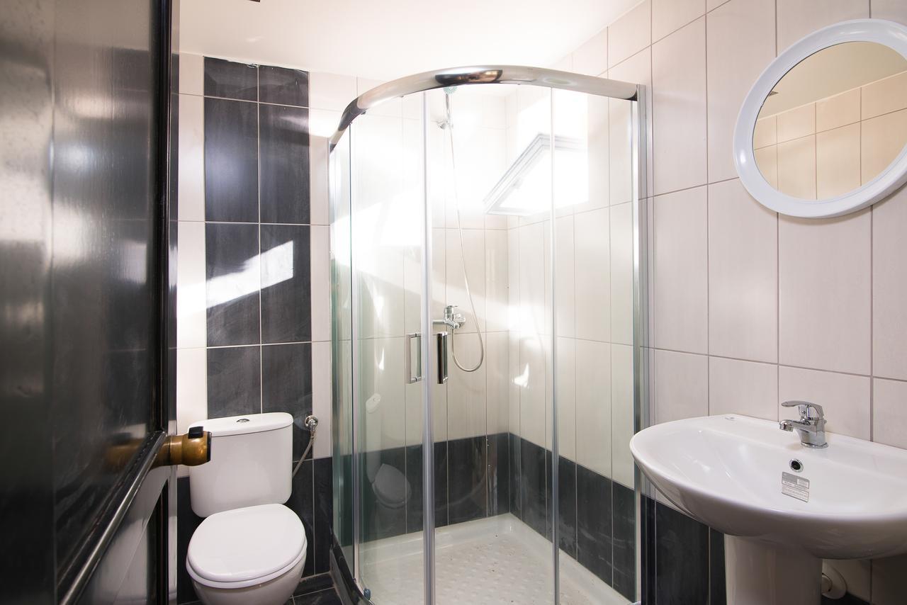 Olivento Beach Front Suites Потос Екстериор снимка